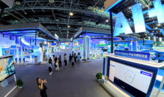 曾为脸书网坐和谷歌的人工智能部分工做 