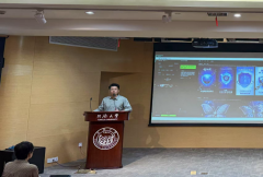 培训盖校藏书楼以及学院分馆馆员步队 